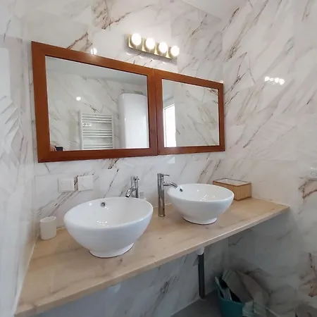 Apartman Maison Les Bles D'or, Plain-pied, Wi-fi, Parking Prive *