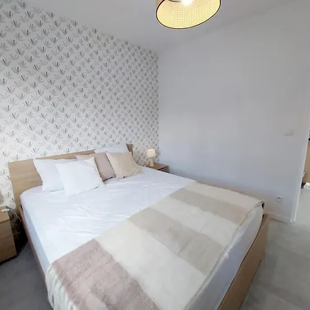 Maison Les Bles D'or, Plain-pied, Wi-fi, Parking Prive