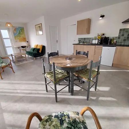 Maison Les Bles D'or, Plain-pied, Wi-fi, Parking Prive Apartman *