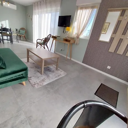 Maison Les Bles D'or, Plain-pied, Wi-fi, Parking Prive