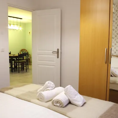 Apartman Maison Les Bles D'or, Plain-pied, Wi-fi, Parking Prive Hem-Lenglet