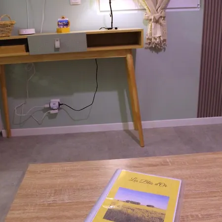 Maison Les Bles D'or, Plain-pied, Wi-fi, Parking Prive