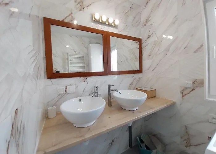 Appartement Idéal Professionnels Les Blés D'or, Plain-pied, Wi-fi, Parking Privé *