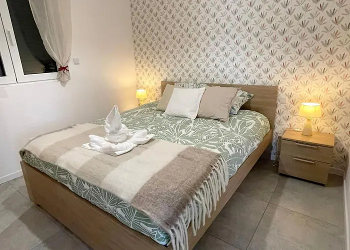 Appartement Idéal Professionnels Les Blés D'or, Plain-pied, Wi-fi, Parking Privé *